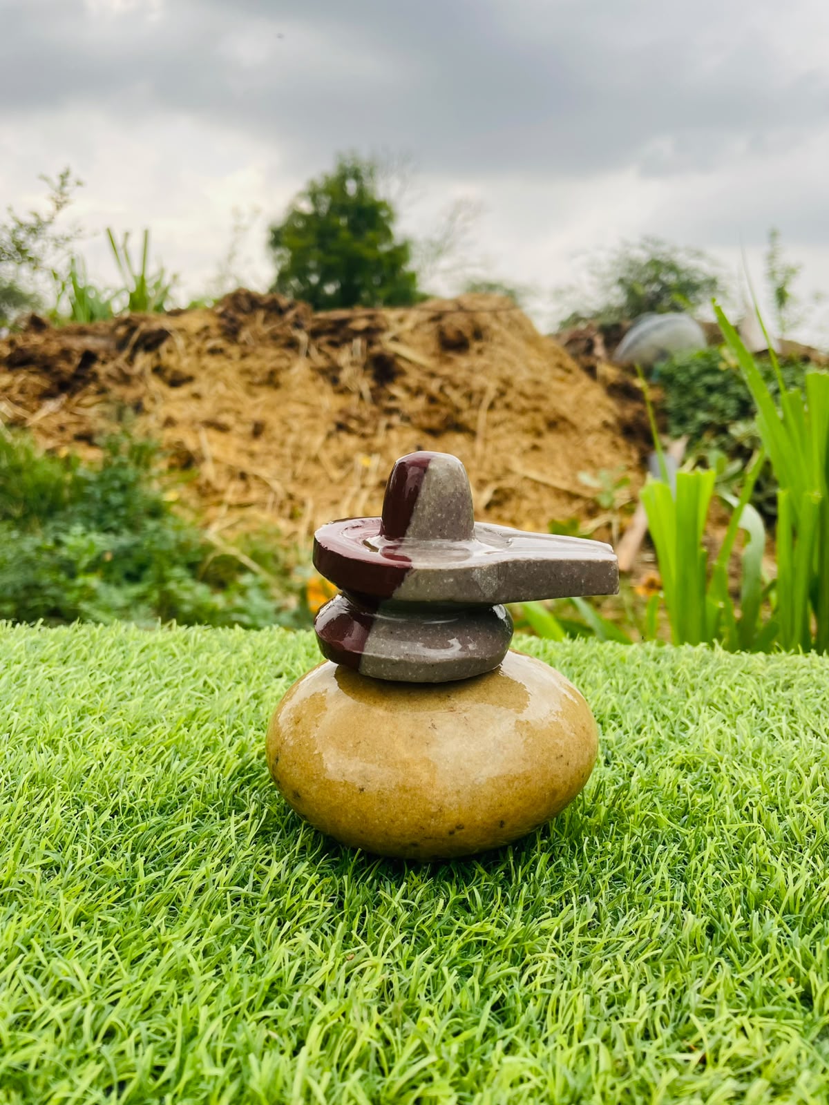 1.5 Inch Akhand Narmadeshwar Shivling - Image 4